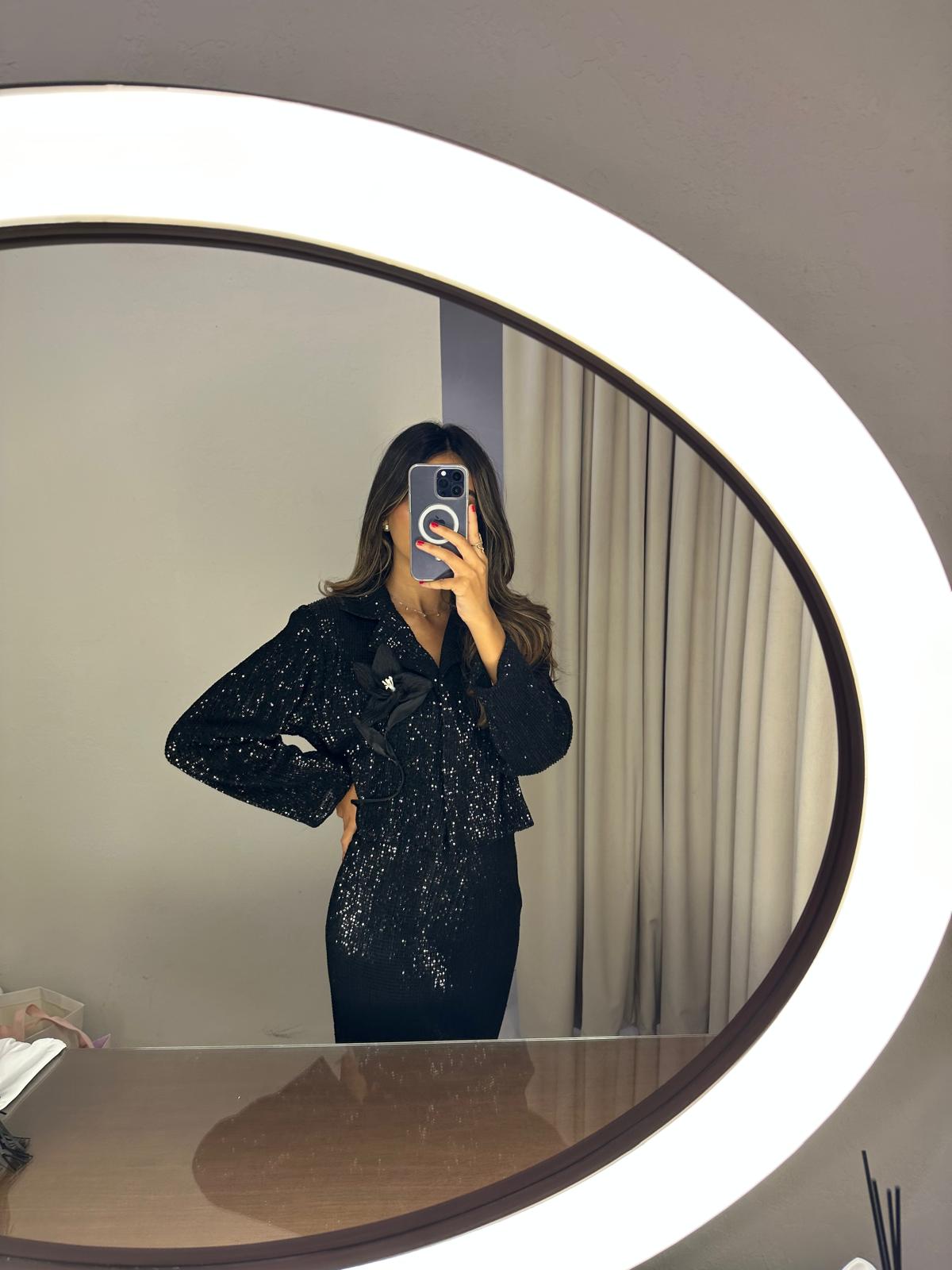 Darkamber occasion black elegent Top and skirts